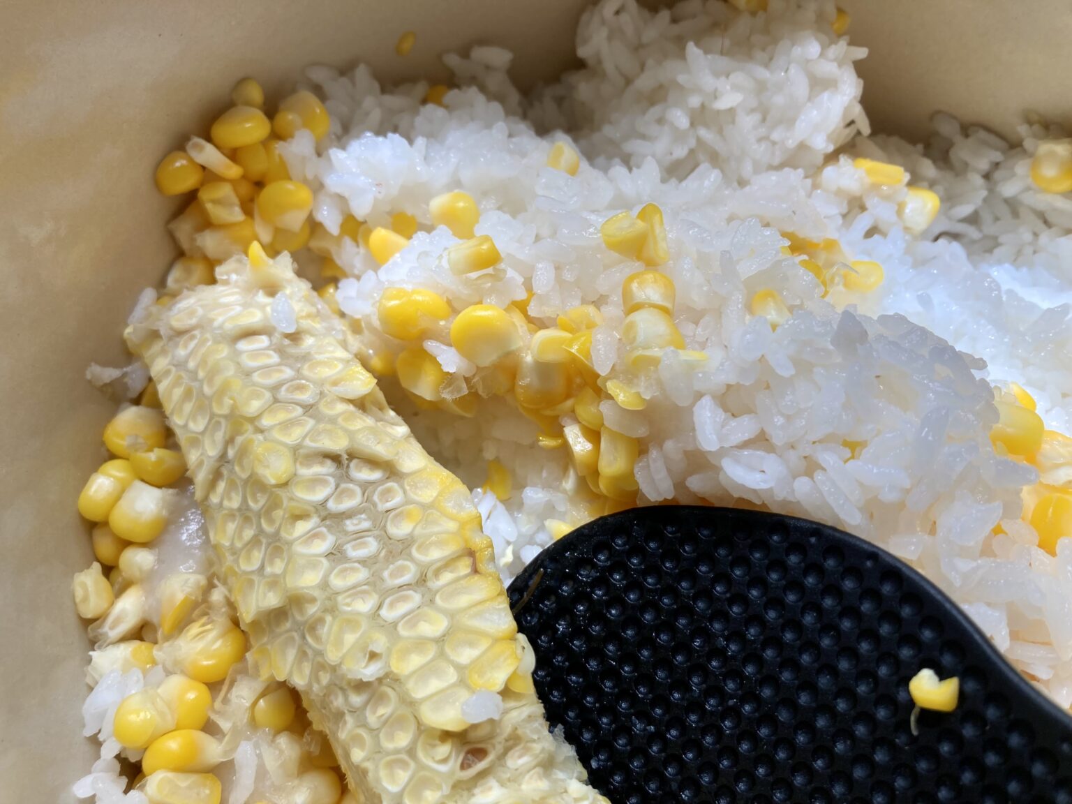 フィリピンの日本風コーンでつくるとうもろこしご飯＋おこわ風アレンジ実験【超簡単】 | セブキッチン日記