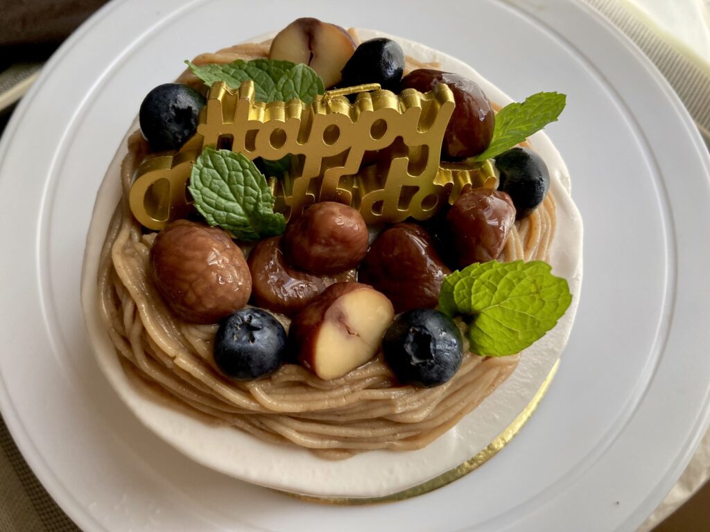 モンブランとブルーベリーのショートケーキ