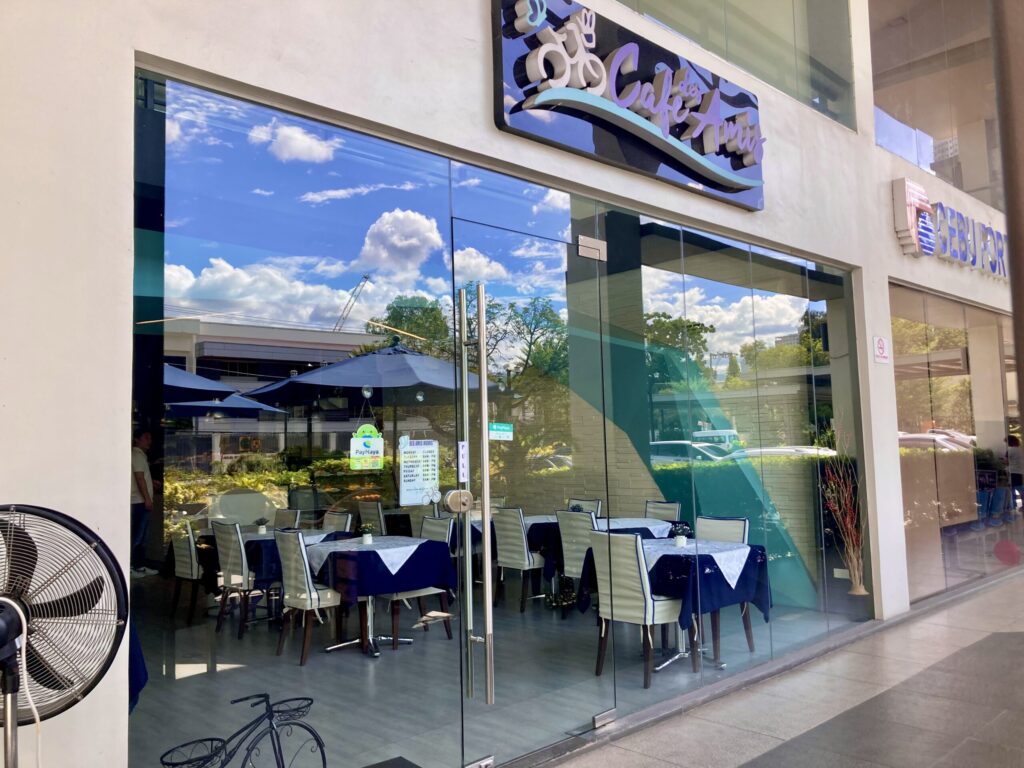 セブPlaza Nouvelle　フレンチビストロ　Cafe Des Amis