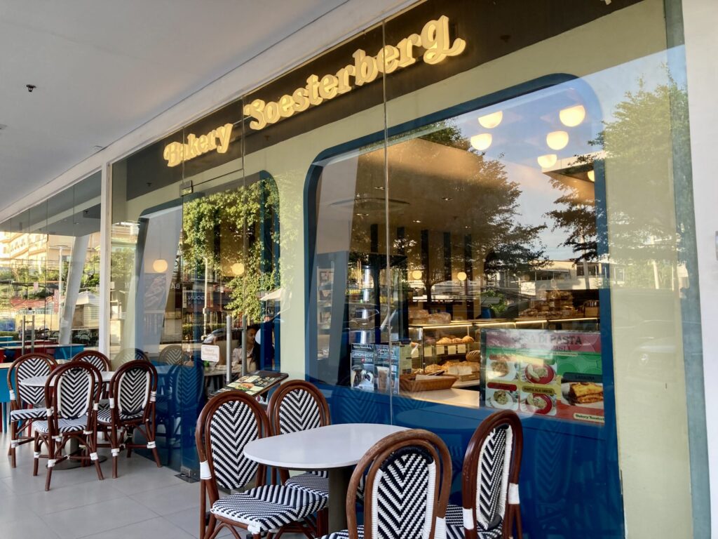 セブバニラドStreetscape内　Bakery Soesterberg