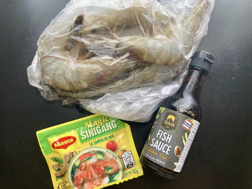 海老のシニガンスープ　材料