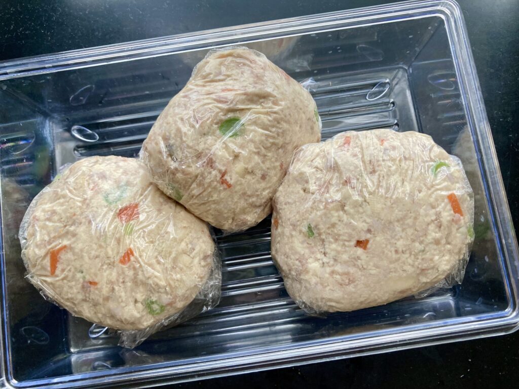 シンカマスとローカル野菜で作る和風豆腐野菜ハンバーグ