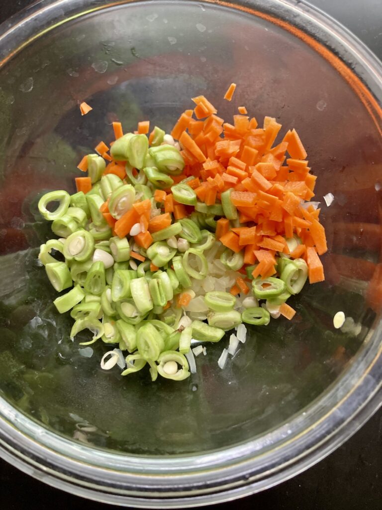 シンカマスとローカル野菜で作る和風豆腐野菜ハンバーグのレシピ