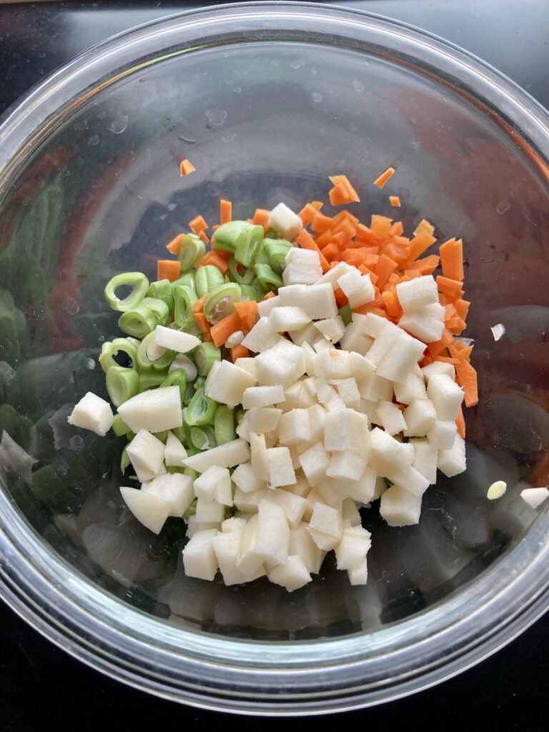 シンカマスとローカル野菜で作る和風豆腐野菜ハンバーグのレシピ