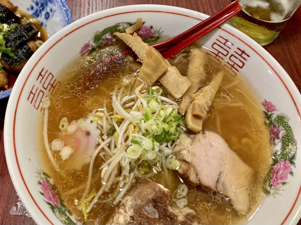 セブ島ラプラプ　マリバゴ　ラーメン恒の醤油ラーメン