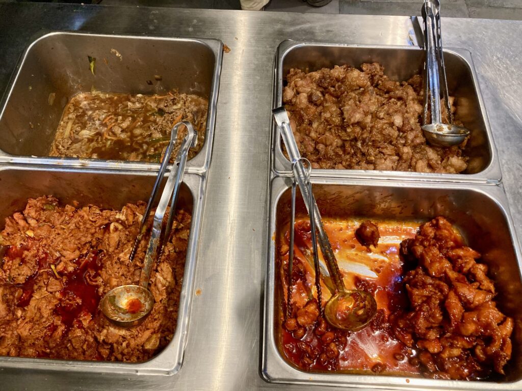 フィリピンセブ・ITパークの格安韓国食堂Barangay Seoul Express（バランガイソウルエクスプレス）メニュー　メインおかず