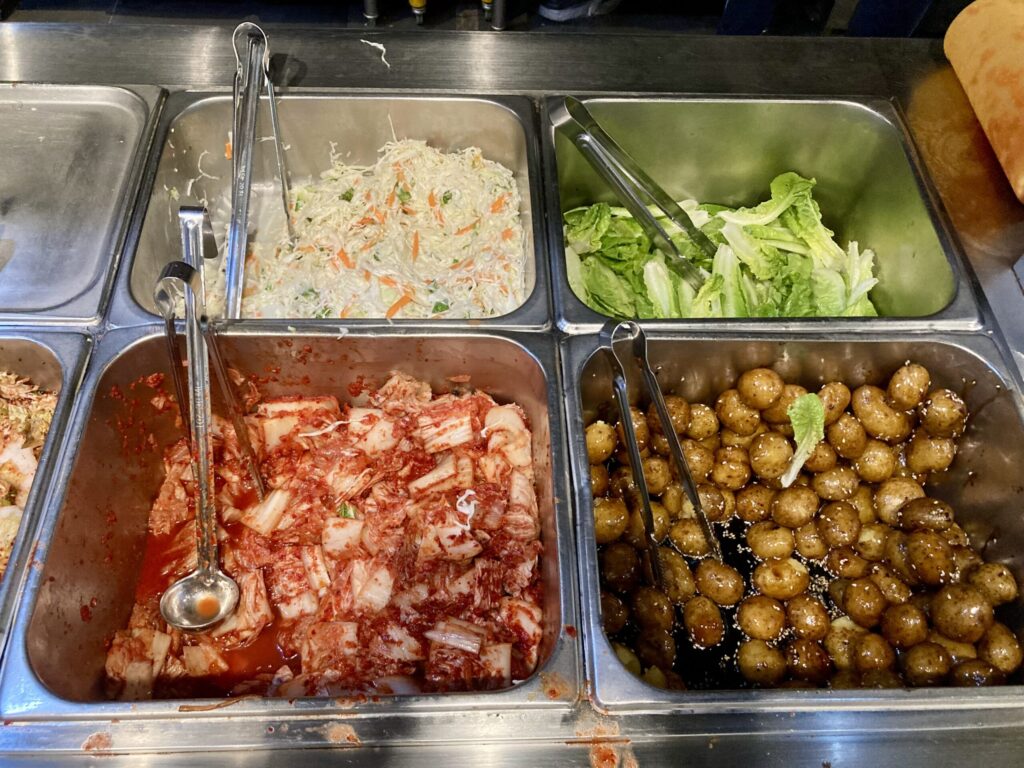 フィリピンセブ・ITパークの格安韓国食堂Barangay Seoul Express（バランガイソウルエクスプレス）野菜付け合わせ