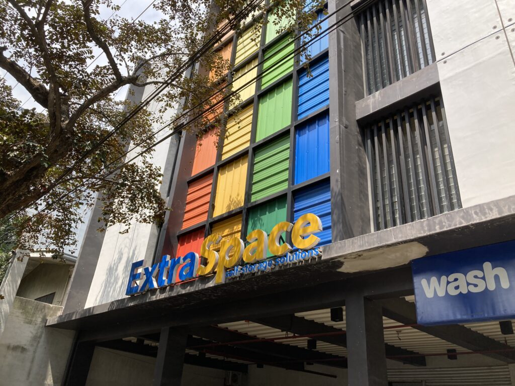 フィリピン・セブのトランクルーム（ストレージサービス）Extra Space