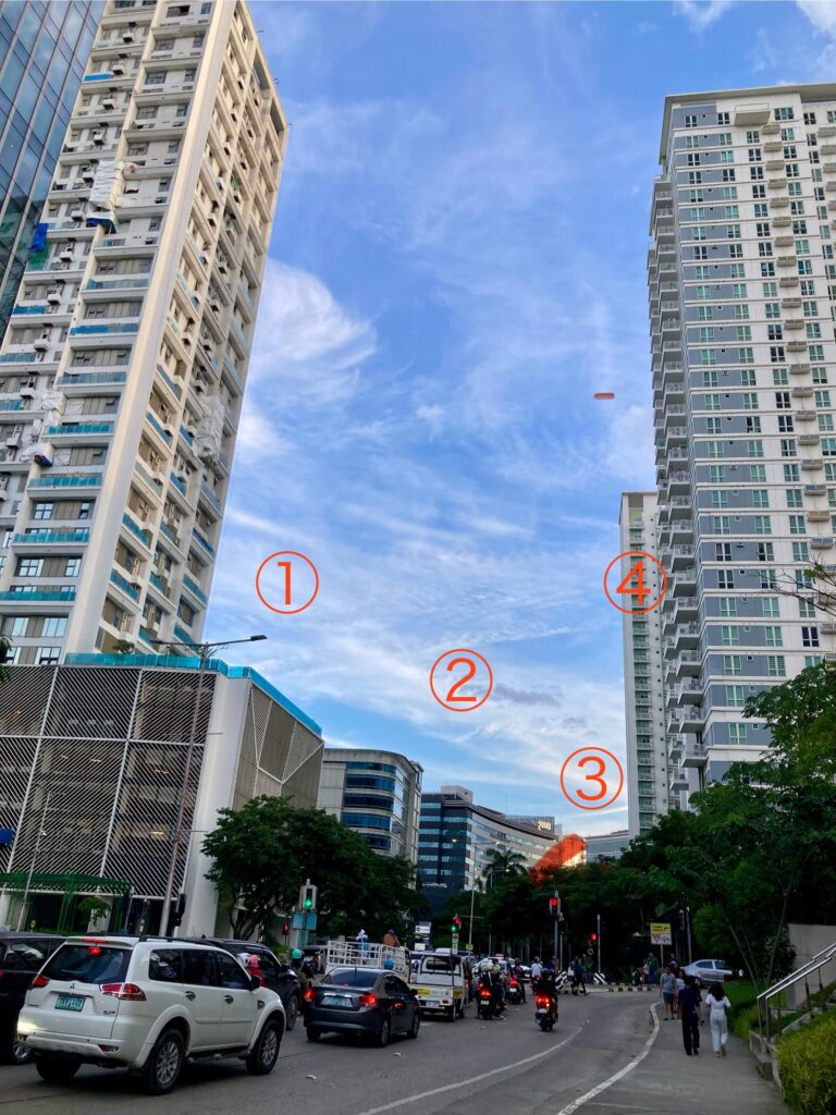 フィリピン・セブ　ルスタンス出口からLucimaコンドミニアムとソリネアコンドミニアム方面