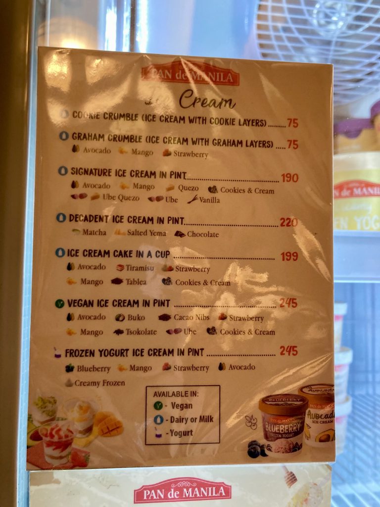 フィリピンのチェーンパン屋　Pan de Manila パンドマニラ　アイスクリームメニュー