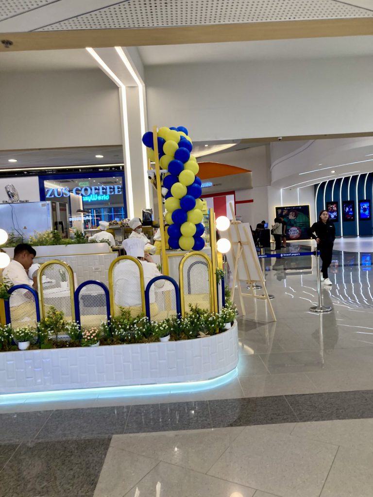 ビアードパパ　フィリピン・セブSM Jモール店　イートインスペース