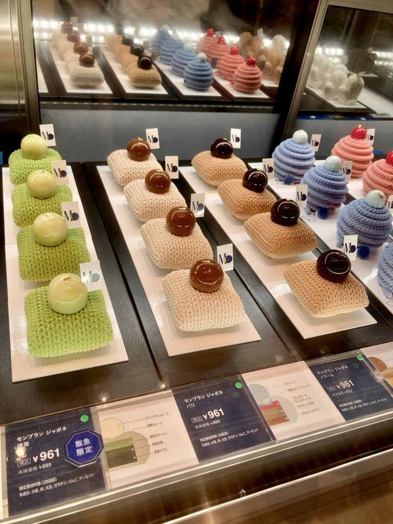 マサヒコオズミパリのニットモンブラン