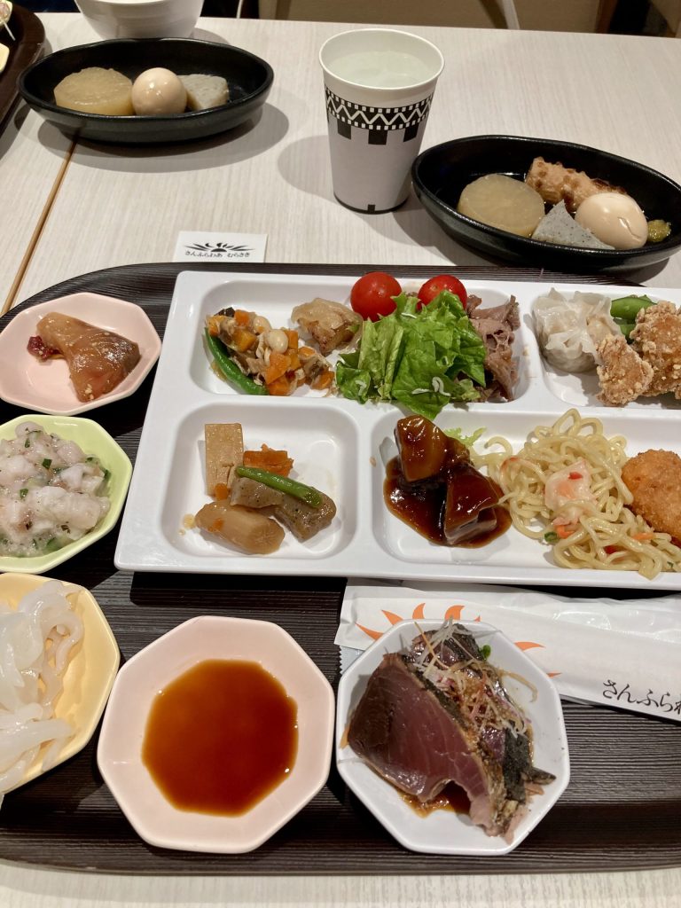 さんふらわあむらさき　大阪別府航路　瀬戸内ブッフェ夜