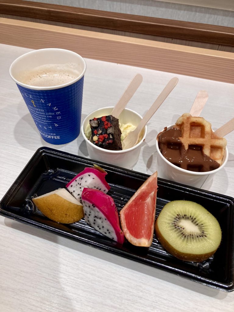 さんふらわあむらさき　大阪別府航路　瀬戸内ブッフェ夜