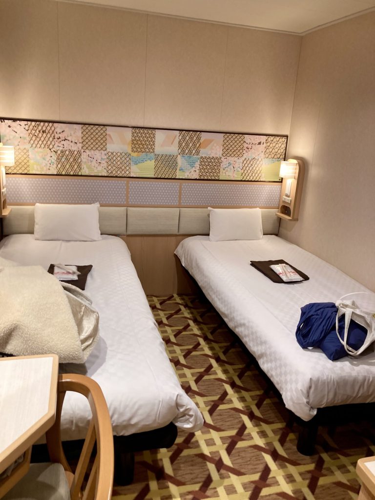 さんふらわあむらさきのスーペリアツイン