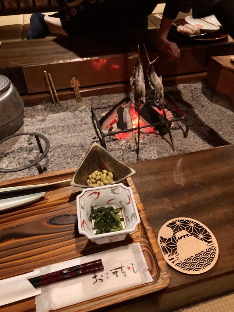 温泉旅館の囲炉裏ご飯！