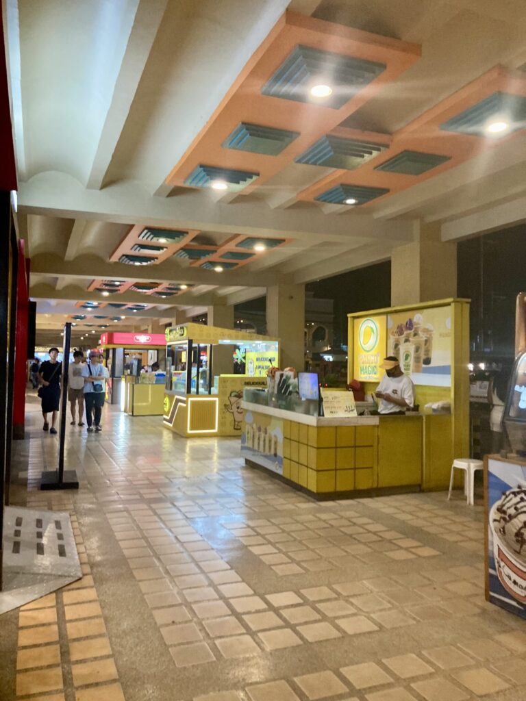 ガイサノカントリーモール1階のアボカドリア跡地