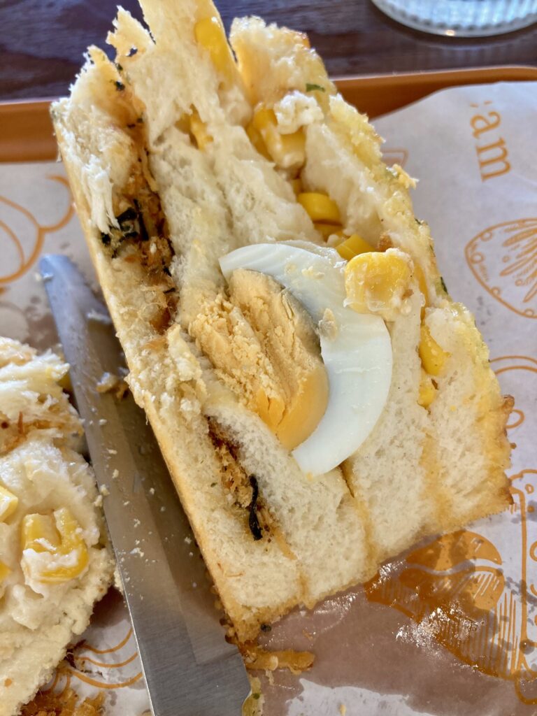 ガイサノカントリーモール一階の新パン屋さんOKA Bakery