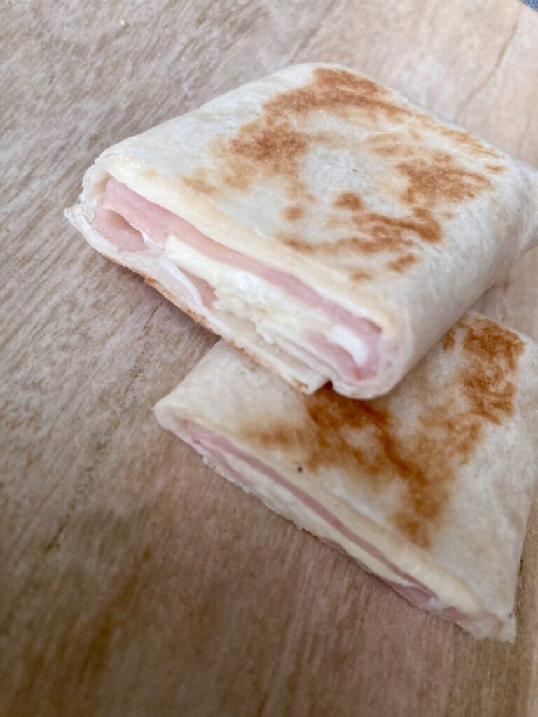 Marbyのトルティーヤ　ハムチーズブリトー