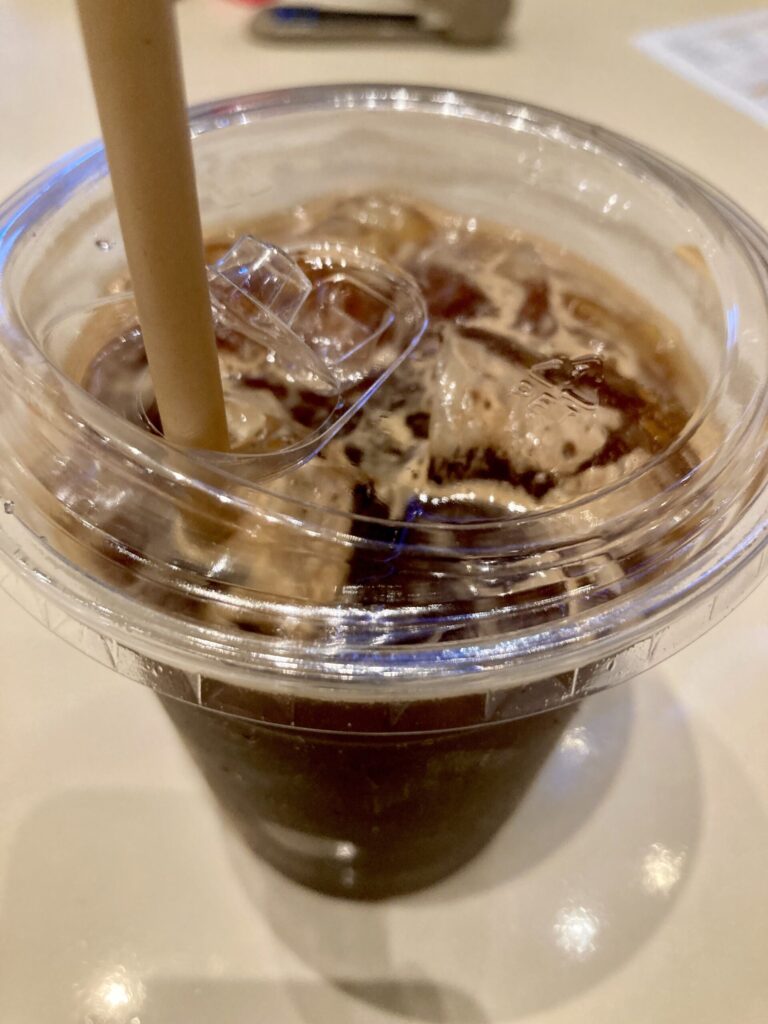 セブITパークのコーヒーショップTAKAPI　アイスコーヒー