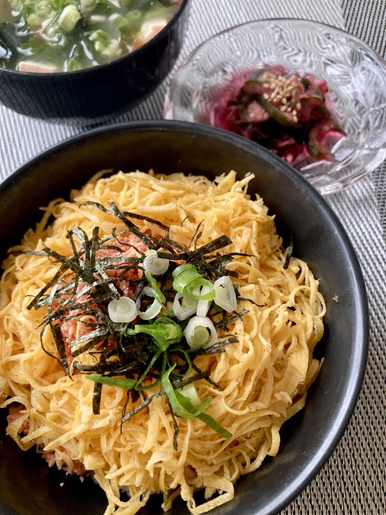 すみれ御飯風明太子錦糸卵ご飯